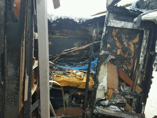 1F64F5DY8G0A09104 - 2017 THMC MOTORHOME BURN photo 6