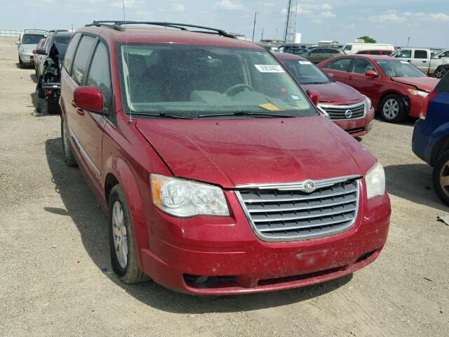 2A8HR54189R525795 - 2009 CHRYSLER TOWN & COU RED photo 1