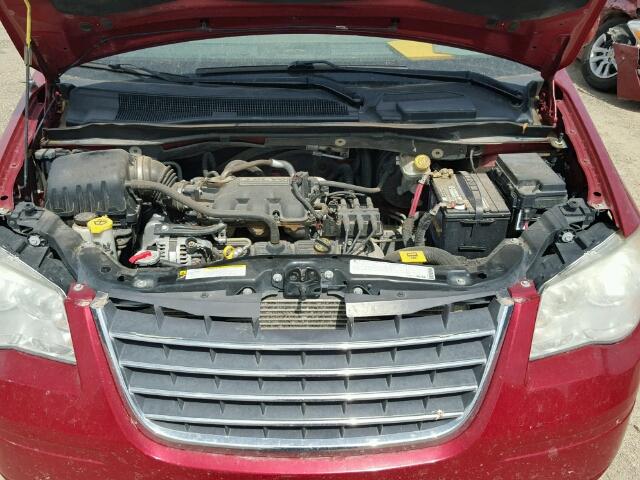 2A8HR54189R525795 - 2009 CHRYSLER TOWN & COU RED photo 7