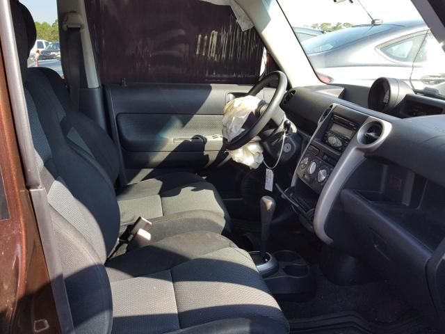 JTLKT324164124303 - 2006 TOYOTA SCION XB ორფეროვანი ფოტო 5