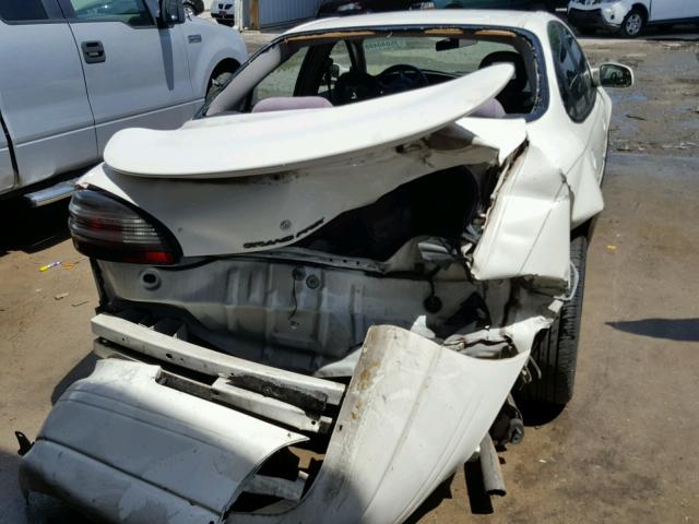 1G2WK52J23F106883 - 2003 PONTIAC GRAND PRIX WHITE photo 9