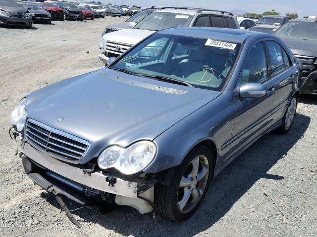 WDBRF52H16F733166 - 2006 MERCEDES-BENZ C GENERATI GRAY photo 2