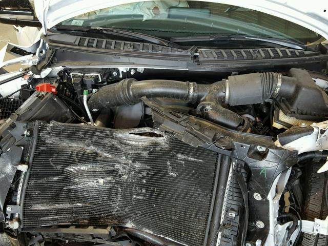 5LMJJ2LT3JEL01331 - 2018 LINCOLN NAVIGATOR Biały zdjęcie 7