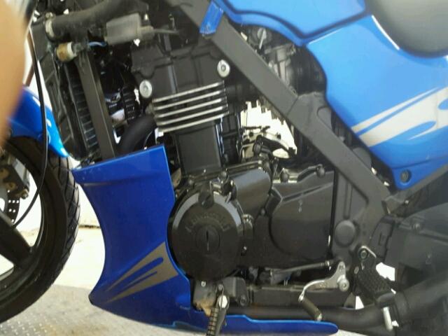 JKAEXVD169A115544 - 2009 KAWASAKI EX500 BLUE photo 6