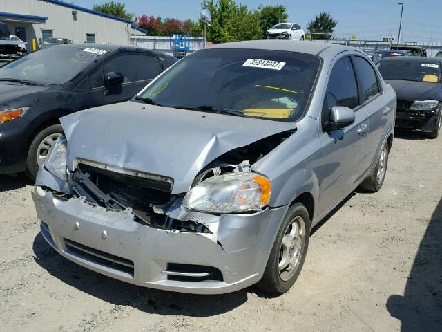 KL1TD56EX9B373380 - 2009 CHEVROLET AVEO LS SILVER photo 2