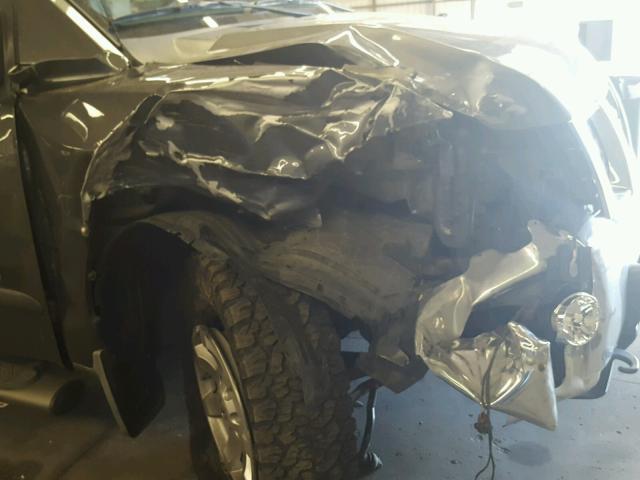 1N6AA07B05N565557 - 2005 NISSAN TITAN XE GRAY photo 9