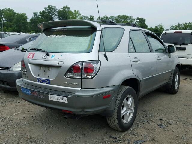 JTJHF10U220245084 - 2002 LEXUS RX 300 SILVER photo 4