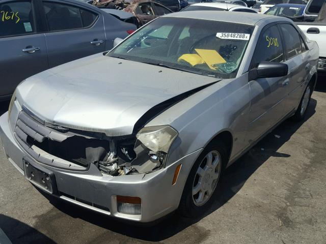 1G6DM577640122117 - 2004 CADILLAC CTS SILVER photo 2