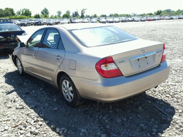 4T1BF32K74U574998 - 2004 TOYOTA CAMRY LE BEIGE photo 3