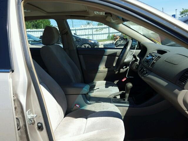 4T1BF32K74U574998 - 2004 TOYOTA CAMRY LE BEIGE photo 5