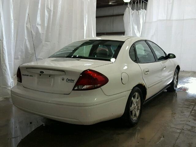 1FAFP56U46A213586 - 2006 FORD TAURUS SEL WHITE photo 4