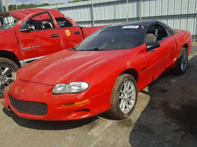 2G1FP22G7W2113925 - 1998 CHEVROLET CAMARO Z28 RED photo 2