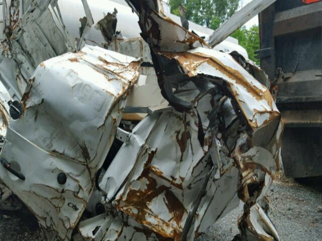 WDYPE8CC7A5477487 - 2010 FREIGHTLINER SPRINTER WHITE photo 7