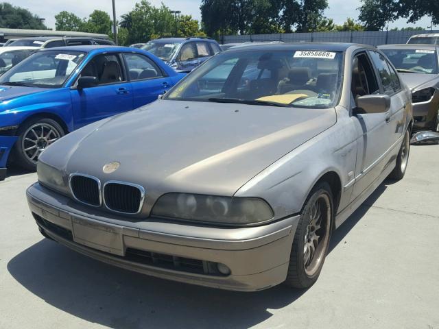 WBADT63432CH92172 - 2002 BMW 530 I AUTO GOLD photo 2