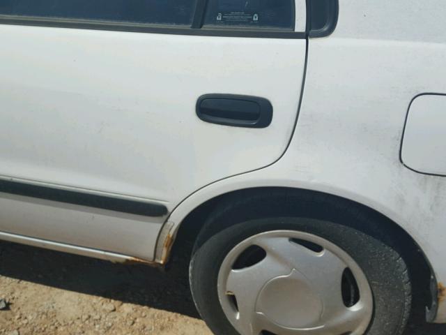 1Y1SK52892Z405352 - 2002 CHEVROLET GEO PRIZM 白色 照片 9