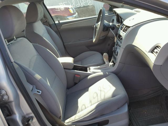 1G1ZC5EB7AF121539 - 2010 CHEVROLET MALIBU 1LT 银色 照片 5