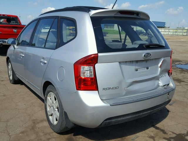 KNAFG526087205810 - 2008 KIA RONDO LX SILVER photo 3