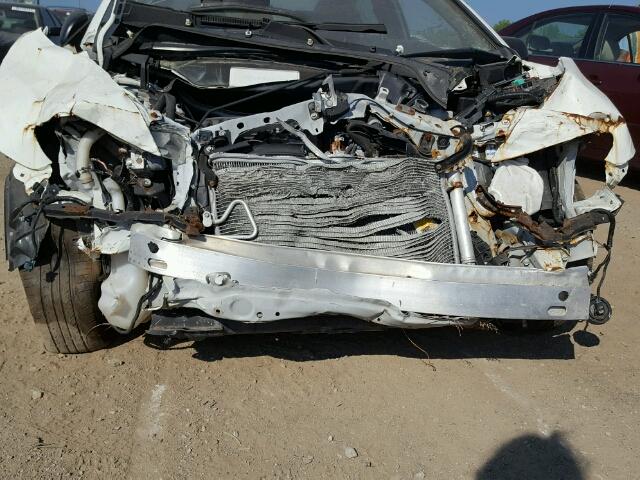 19XFA1F3XBE010298 - 2011 HONDA CIVIC WHITE photo 9