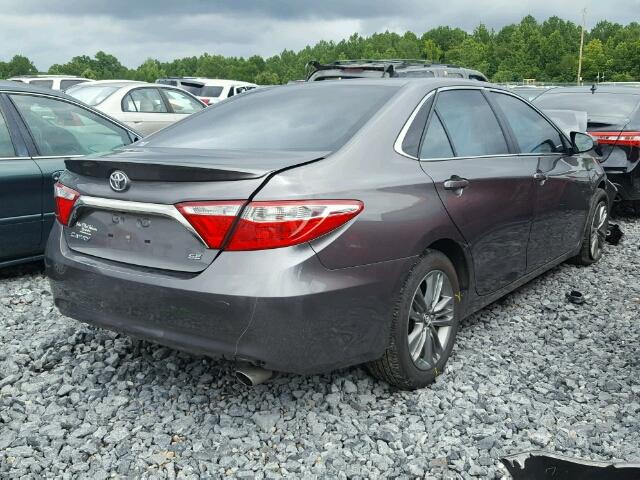 4T1BF1FK1HU693912 - 2017 TOYOTA CAMRY LE GRAY photo 4