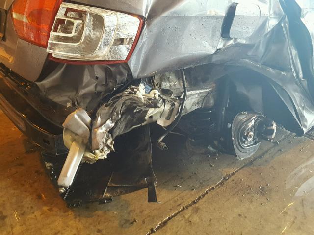 3VW2K7AJ3DM318276 - 2013 VOLKSWAGEN JETTA BASE Մոխրագույն լուսանկար 9