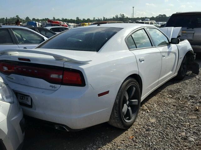 2C3CDXCT0EH369027 - 2014 DODGE CHARGER R/ WHITE photo 4