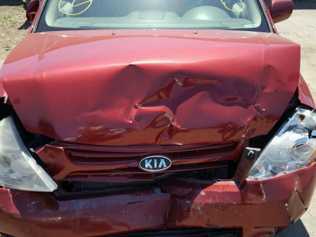 KNDMB233786249532 - 2008 KIA SEDONA EX MAROON photo 7