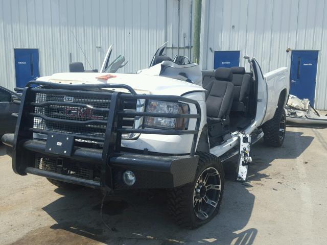 1GTHC23607F512192 - 2007 GMC SIERRA C25 WHITE photo 2