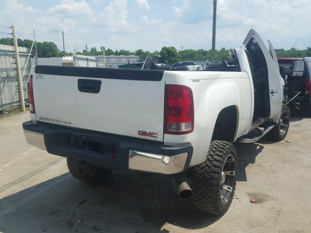 1GTHC23607F512192 - 2007 GMC SIERRA C25 WHITE photo 4