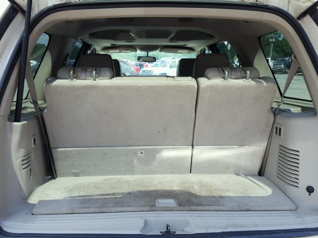 5LMFU27537LJ00672 - 2007 LINCOLN NAVIGATOR CREAM photo 9