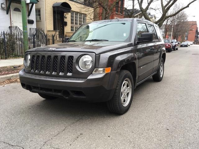 1C4NJPBA7GD811363 - 2016 JEEP PATRIOT SP GRAY photo 2