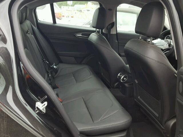 ZARFAEDN5H7547817 - 2017 ALFA ROMEO GIULIA Q4 黑色 照片 6