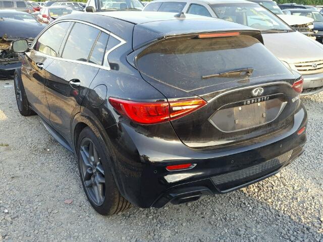 SJKCH5CP5JA049263 - 2018 INFINITI QX30 BASE BLACK photo 3