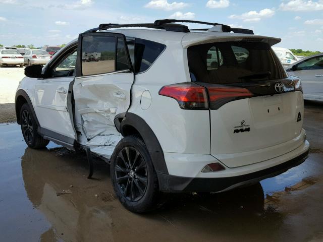 2T3RFREV4JW708361 - 2018 TOYOTA RAV4 ADVEN WHITE photo 3