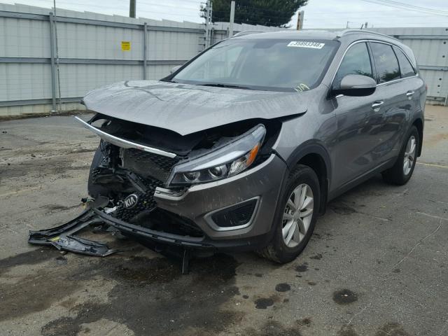 5XYPG4A33HG265401 - 2017 KIA SORENTO LX CHARCOAL photo 2