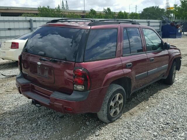 1GNDT13S552308988 - 2005 CHEVROLET TRAILBLAZE MAROON photo 4