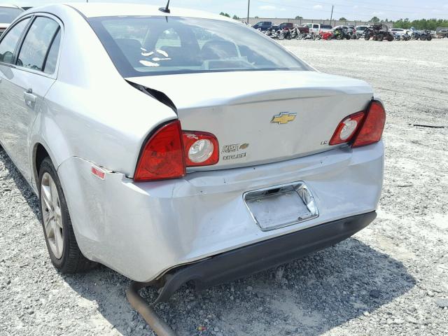 1G1ZG57B69F151421 - 2009 CHEVROLET MALIBU LS Күміс фото 9