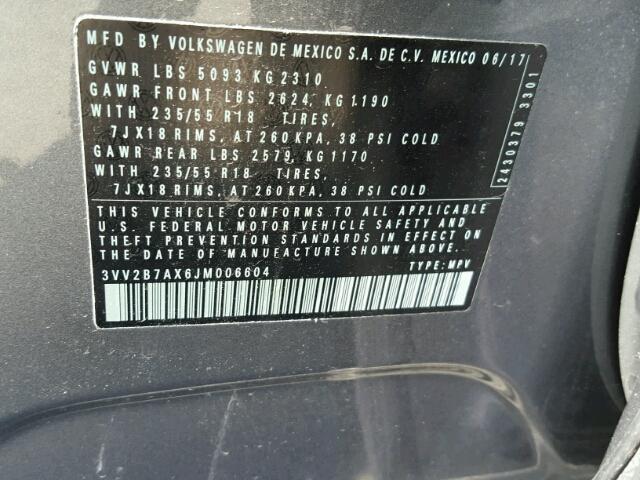 3VV2B7AX6JM006604 - 2018 VOLKSWAGEN TIGUAN SE Сірий фото 10