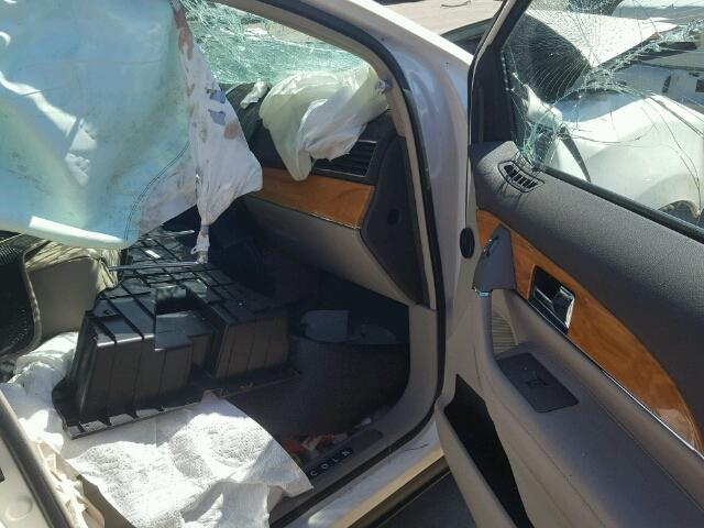 2LMDJ8JK2DBL42664 - 2013 LINCOLN MKX AWD კრემისფერი ფოტო 5