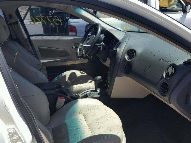2G2WS522841262038 - 2004 PONTIAC GRAND PRIX WHITE photo 5