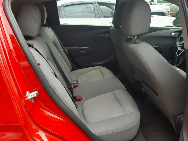 1G1JA6SH4D4186981 - 2013 CHEVROLET SONIC LS RED photo 6