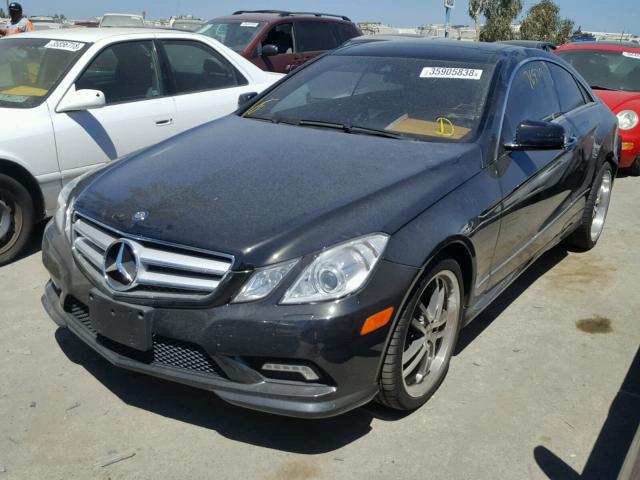 WDDKJ7CBXBF124312 - 2011 MERCEDES-BENZ E 550 GRAY photo 2