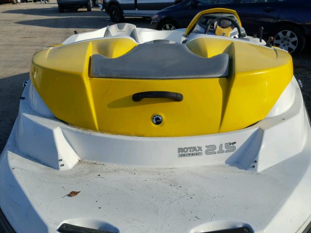 CEC14689C505 - 2006 SEAD BOAT YELLOW photo 7