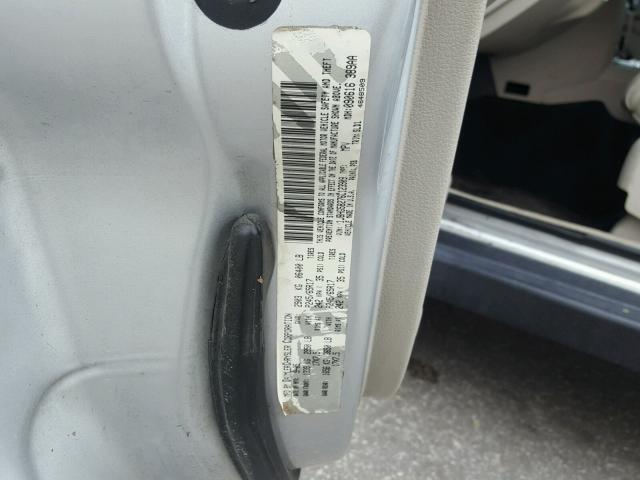 1J8HG58276C123909 - 2006 JEEP COMMANDER SILVER photo 10