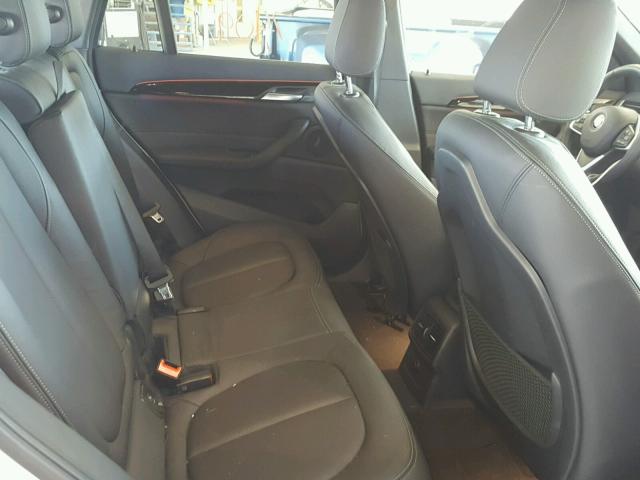 WBXHT3C35J5F91292 - 2018 BMW X1 XDRIVE2 WHITE photo 6