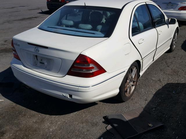 WDBRF52H36A916646 - 2006 MERCEDES-BENZ C GENERATI WHITE photo 4