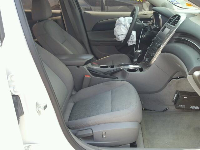 1G11A5SL2FF257827 - 2015 CHEVROLET MALIBU LS თეთრი ფოტო 5