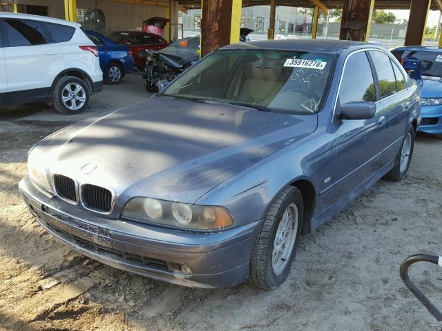 WBADT43471GF59794 - 2001 BMW 525 I AUTO BLUE photo 2