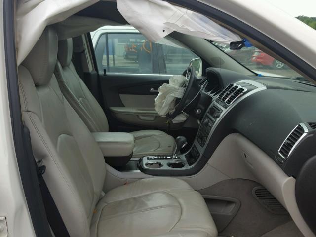 1GKEV33D79J121319 - 2009 GMC ACADIA SLT თეთრი ფოტო 5