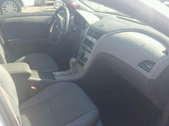 1G1ZC5E1XBF250870 - 2011 CHEVROLET MALIBU 1LT 白色 照片 5