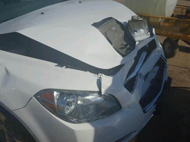 1G1ZC5E1XBF250870 - 2011 CHEVROLET MALIBU 1LT 白色 照片 9